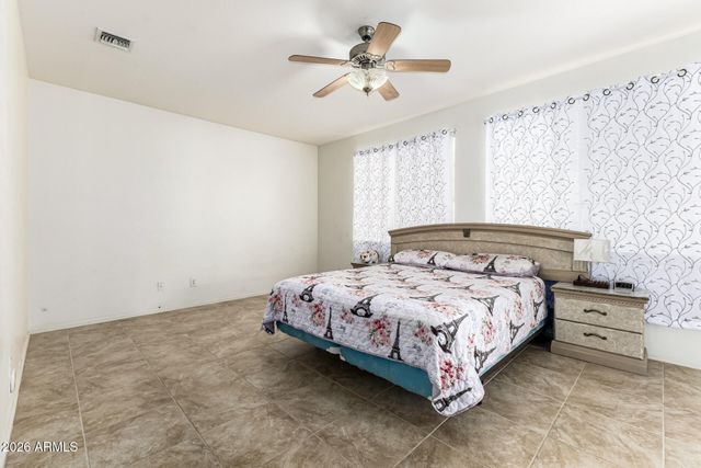 8788 W AUGUSTA Avenue, Glendale, AZ 85305