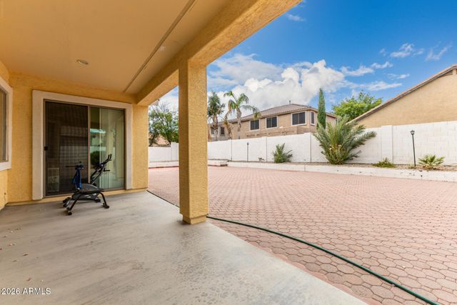8788 W AUGUSTA Avenue, Glendale, AZ 85305