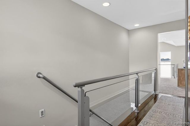 6780 Desmond Road, Waterford, MI 48329