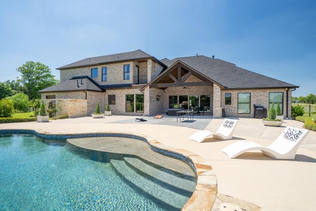 1248 Saddlebrook Way, Bartonville, TX 76226