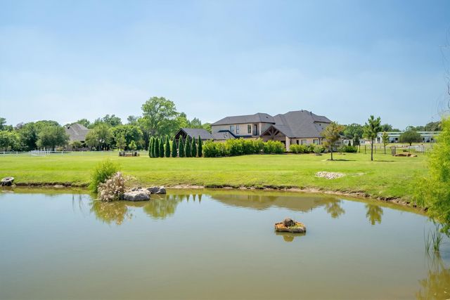 1248 Saddlebrook Way, Bartonville, TX 76226