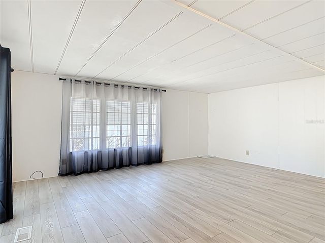 1043 CAPELLA DRIVE, Tavares, FL 32778