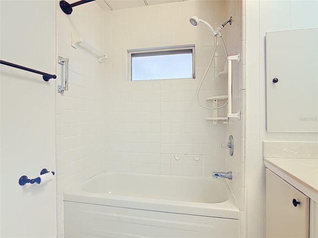 1043 CAPELLA DRIVE, Tavares, FL 32778