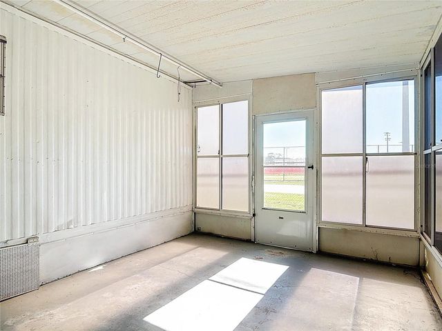 1043 CAPELLA DRIVE, Tavares, FL 32778