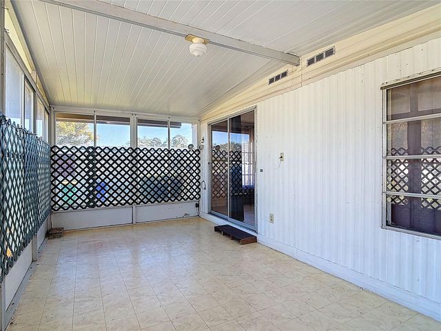 1043 CAPELLA DRIVE, Tavares, FL 32778