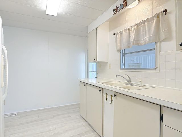 1043 CAPELLA DRIVE, Tavares, FL 32778