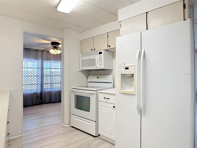 1043 CAPELLA DRIVE, Tavares, FL 32778