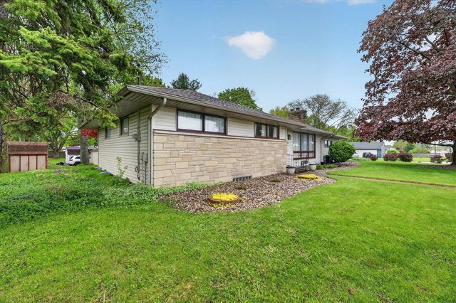 814 N Drake Road, Kalamazoo, MI 49006