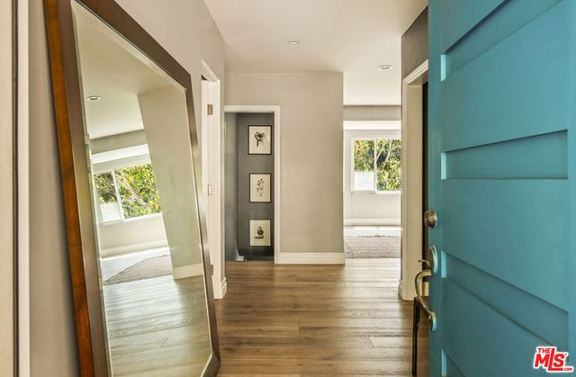 6970 La Presa Drive, Los Angeles, CA 90068