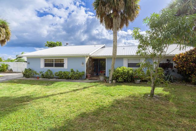 11 Majestic Way, Fort Pierce, FL 34949