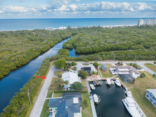11 Majestic Way, Fort Pierce, FL 34949