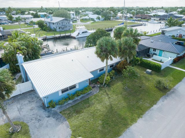 11 Majestic Way, Fort Pierce, FL 34949