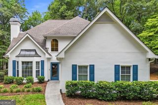 181 W Lake Drive, Roswell, GA 30075