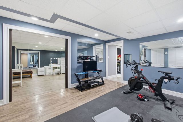 8040 Chippewa Trail, Tinley Park, IL 60477