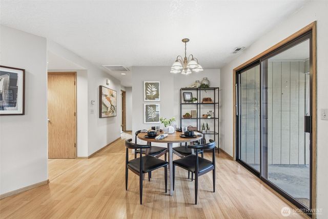 10712 NW 30th Court, Vancouver, WA 98685