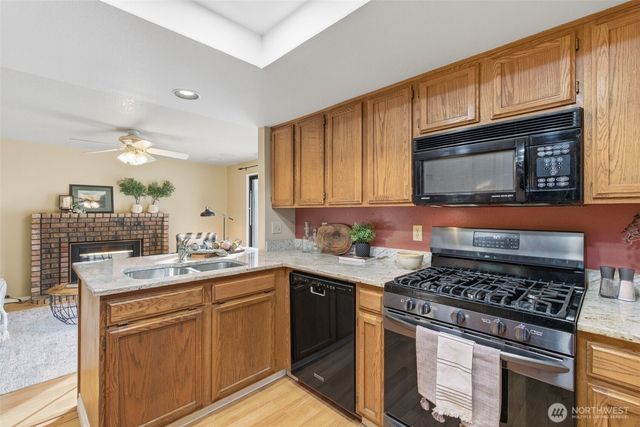 10712 NW 30th Court, Vancouver, WA 98685