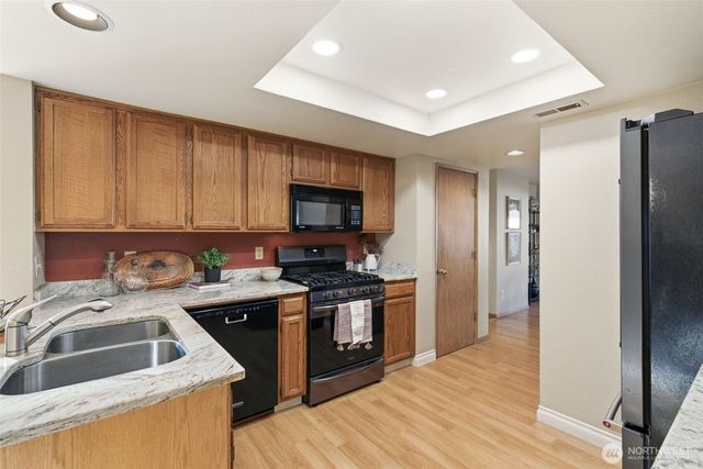 10712 NW 30th Court, Vancouver, WA 98685