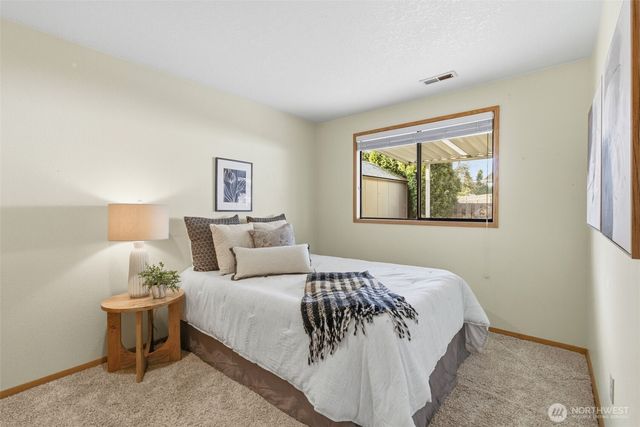 10712 NW 30th Court, Vancouver, WA 98685