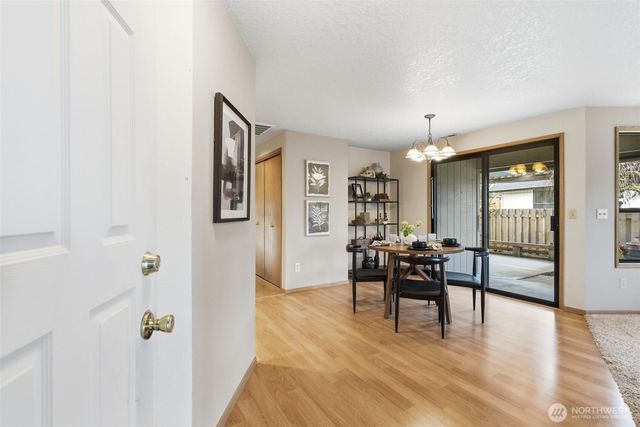 10712 NW 30th Court, Vancouver, WA 98685