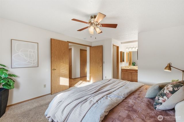 10712 NW 30th Court, Vancouver, WA 98685