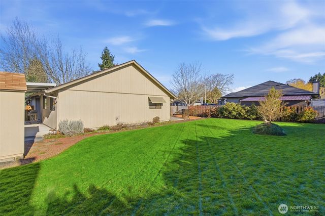 10712 NW 30th Court, Vancouver, WA 98685