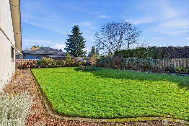 10712 NW 30th Court, Vancouver, WA 98685