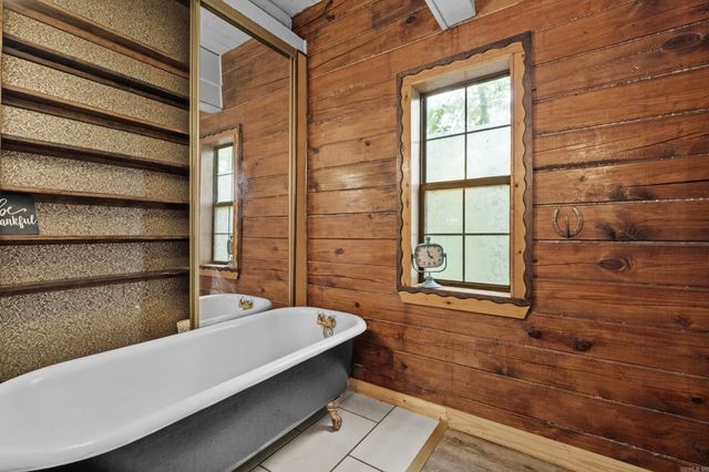 2804 Pride Gap Rd, Cabot, AR 72023