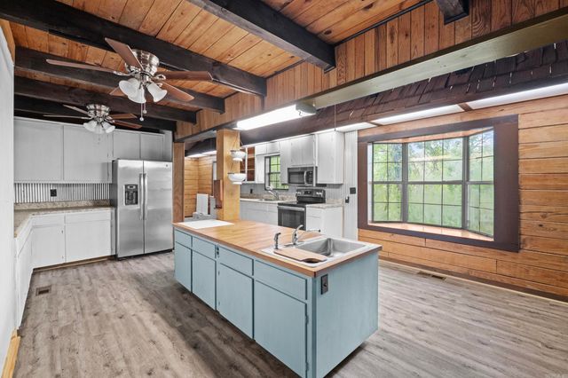 2804 Pride Gap Rd, Cabot, AR 72023