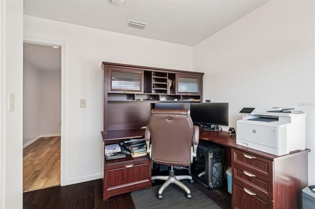 5112 58TH WAY N, Kenneth City, FL 33709