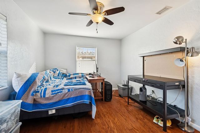 5112 58TH WAY N, Kenneth City, FL 33709