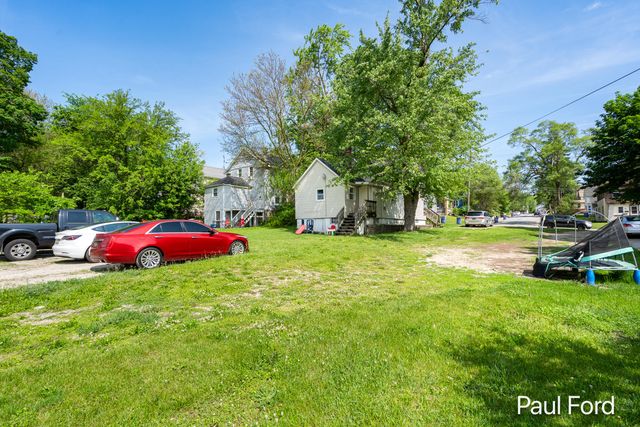 924 Hall Street Se, City Of Grand Rapids, MI 49507