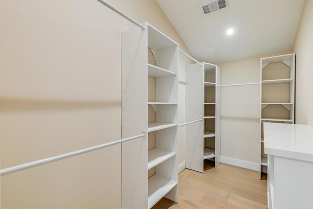 2886 Emerson Street, Palo Alto, CA 94306