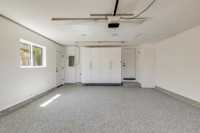 2886 Emerson Street, Palo Alto, CA 94306