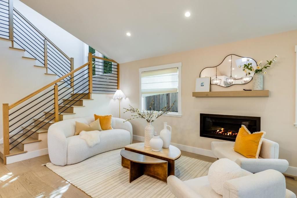 Image 16 of property listing at 2886 Emerson Street, Palo Alto, CA 94306