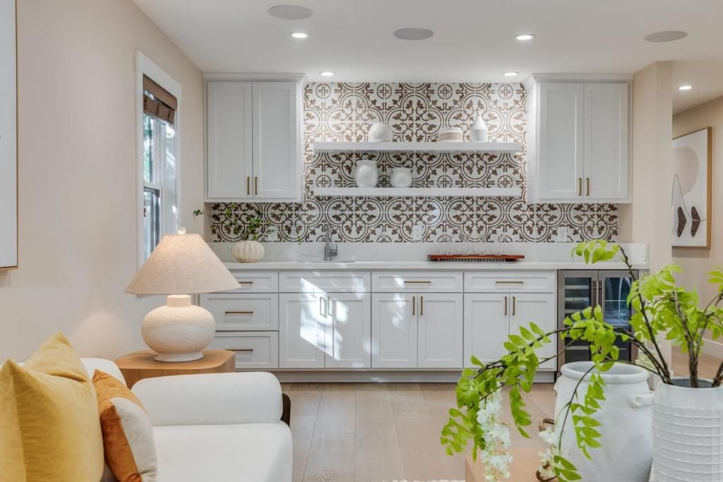 Image 21 of property listing at 2886 Emerson Street, Palo Alto, CA 94306