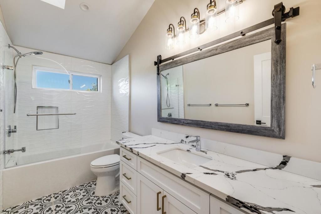 Image 22 of property listing at 2886 Emerson Street, Palo Alto, CA 94306