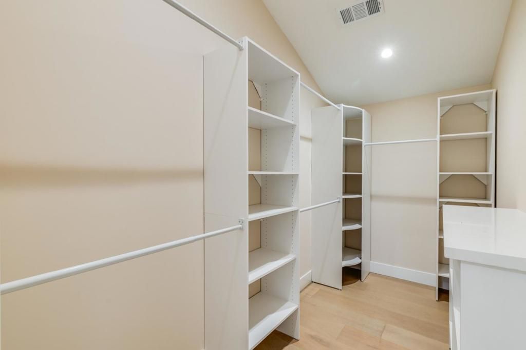 Image 25 of property listing at 2886 Emerson Street, Palo Alto, CA 94306