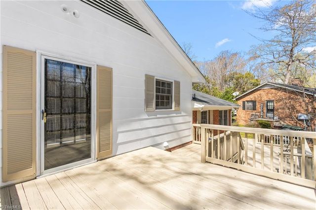 3005 Twin Lakes Drive, Greensboro, NC 27407