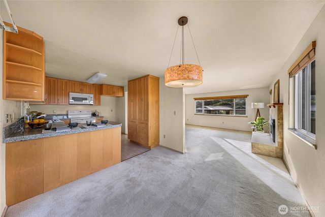 3701 Ridgemont Way, Bellingham, WA 98226