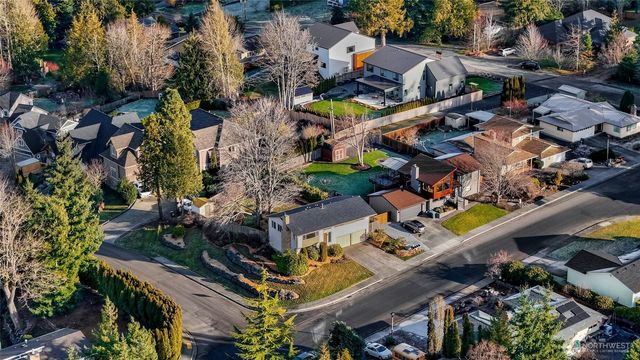 3701 Ridgemont Way, Bellingham, WA 98226