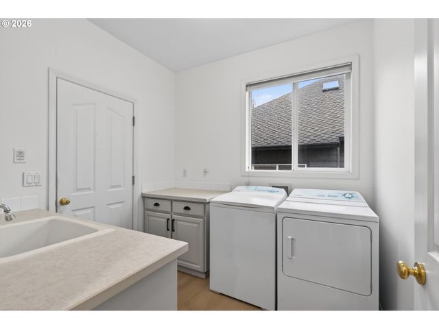 13539 Se SCOTT CREEK Ln, Happy Valley, OR 97086