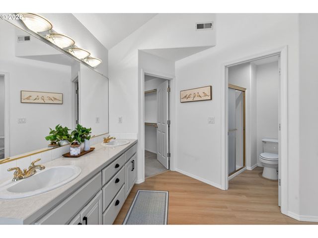 13539 Se SCOTT CREEK Ln, Happy Valley, OR 97086