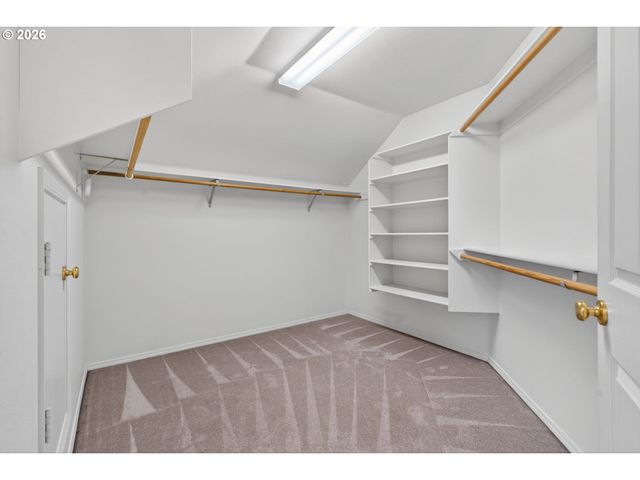 13539 Se SCOTT CREEK Ln, Happy Valley, OR 97086