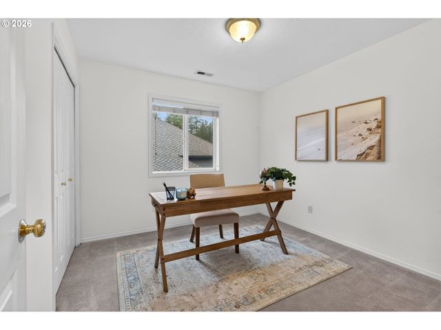 13539 Se SCOTT CREEK Ln, Happy Valley, OR 97086