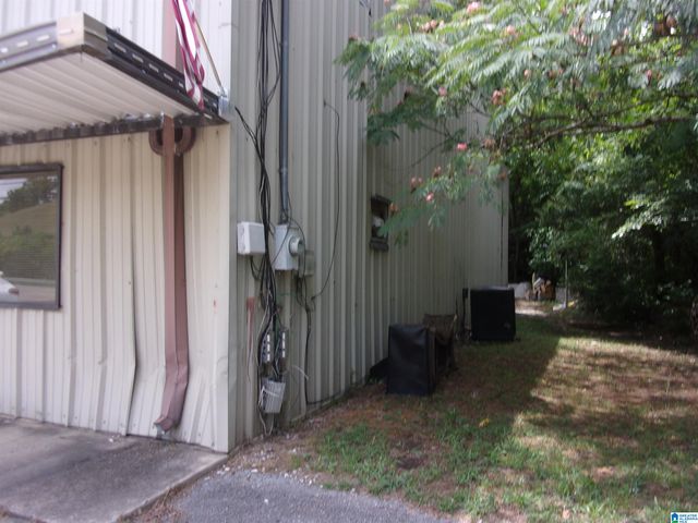 612 DECATUR HIGHWAY, Fultondale, AL 35215
