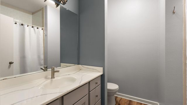 1201 Grove BLVD 2802, Austin, TX 78741