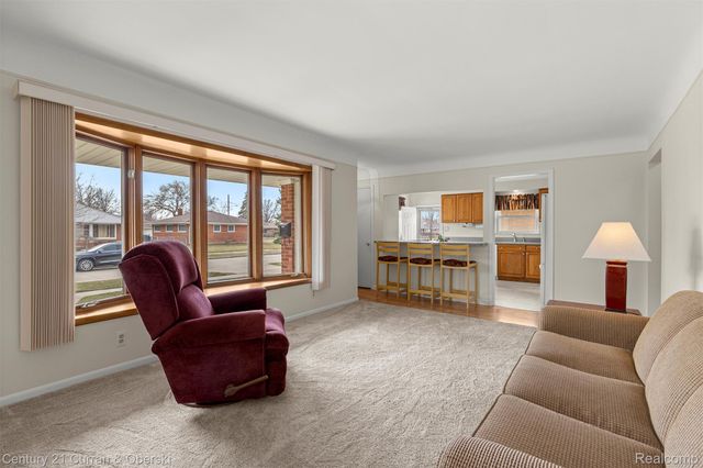 20025 Valera Street, St. Clair Shores, MI 48080