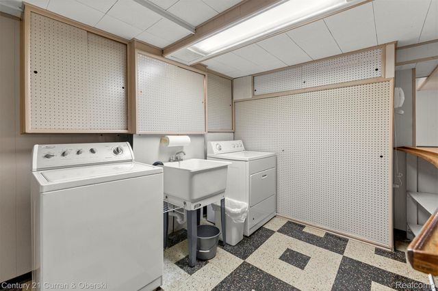 20025 Valera Street, St. Clair Shores, MI 48080