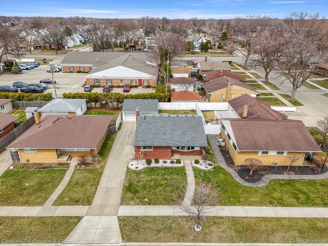 20025 Valera Street, St. Clair Shores, MI 48080