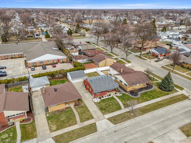 20025 Valera Street, St. Clair Shores, MI 48080